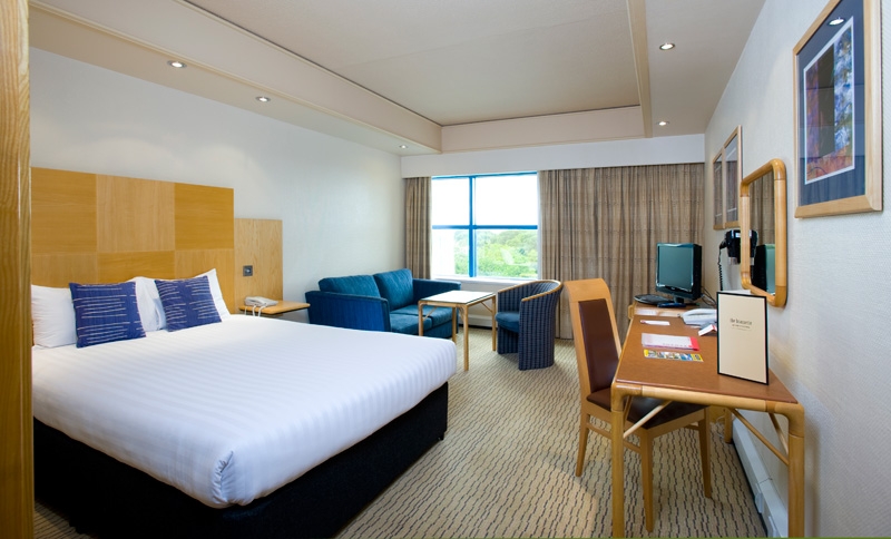 Park And Fly Hotels Gatwick Airport www.gatwickreservations.com